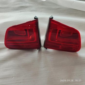 5N0 945 093 G - 5N0 945 094 H STOP LIGHT - TAIL LIGHT
