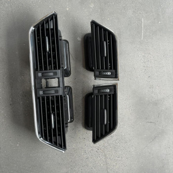 5E0 820 951 A - 5E0 819 701 C - 5E0 819 702 C AIR VENT SET